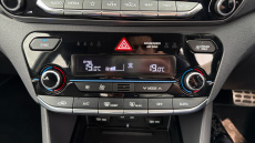 Hyundai IONIQ 1.6 GDi Plug-in Hybrid Premium SE 5dr DCT Hatchback